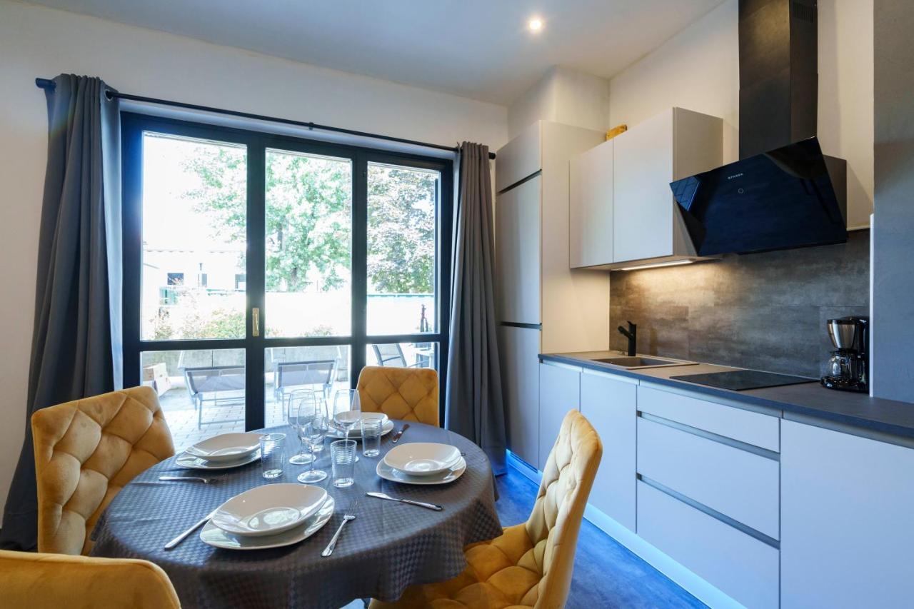 סירמיונה Lake Apartment Primea מראה חיצוני תמונה