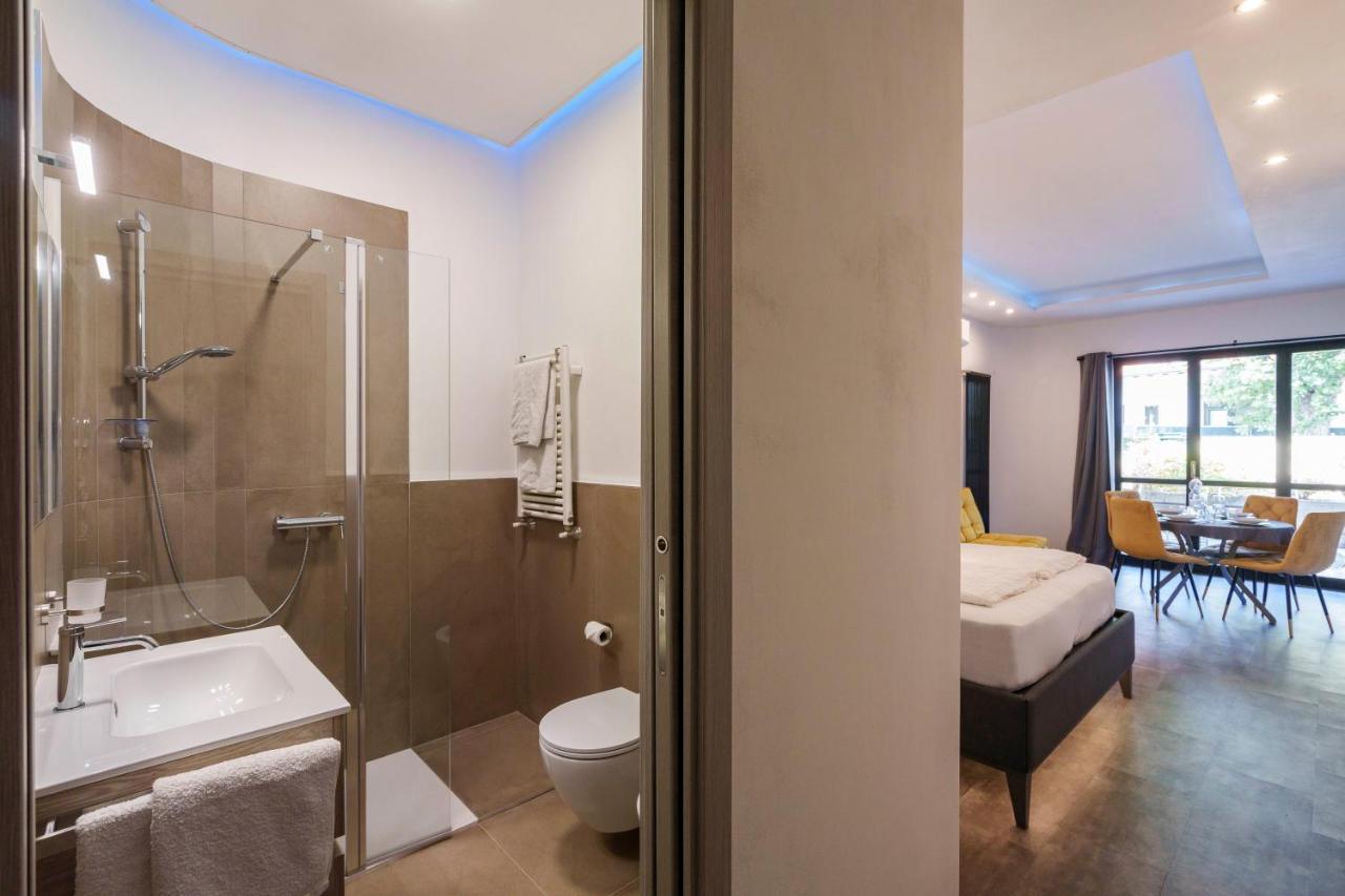 סירמיונה Lake Apartment Primea מראה חיצוני תמונה