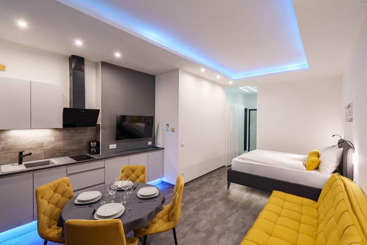 סירמיונה Lake Apartment Primea מראה חיצוני תמונה