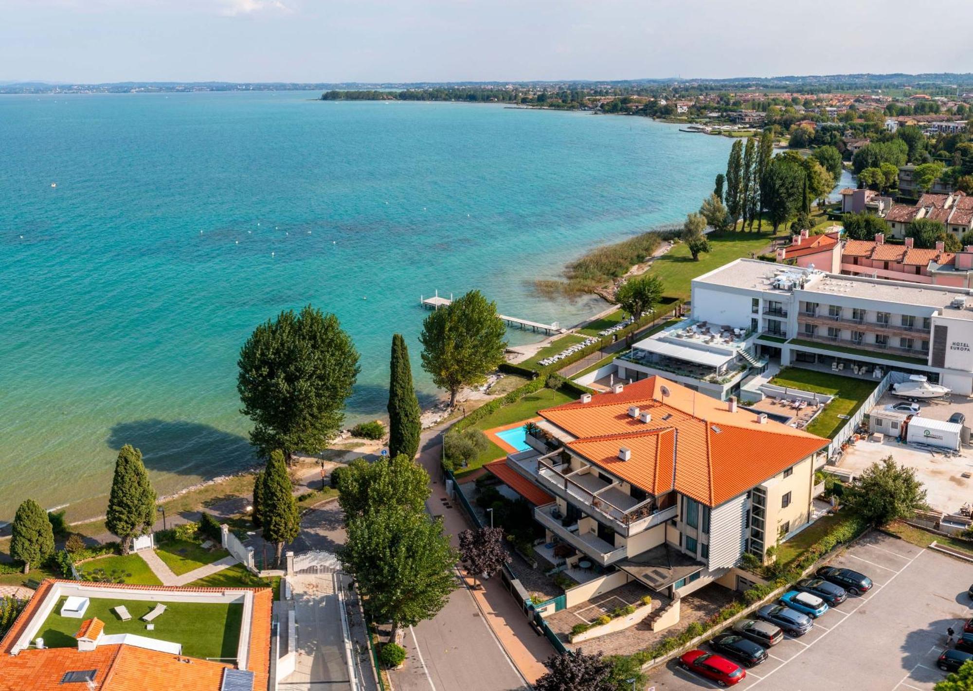 סירמיונה Lake Apartment Primea מראה חיצוני תמונה